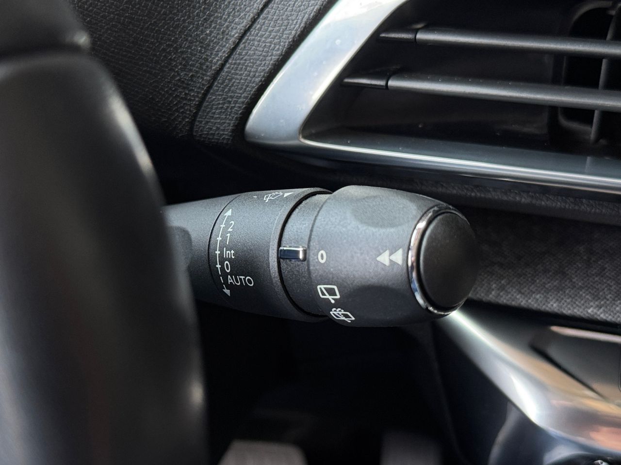Peugeot 3008 Hybrid ALLURE PACK HYBRID 225 e EAT8 - Foto 2