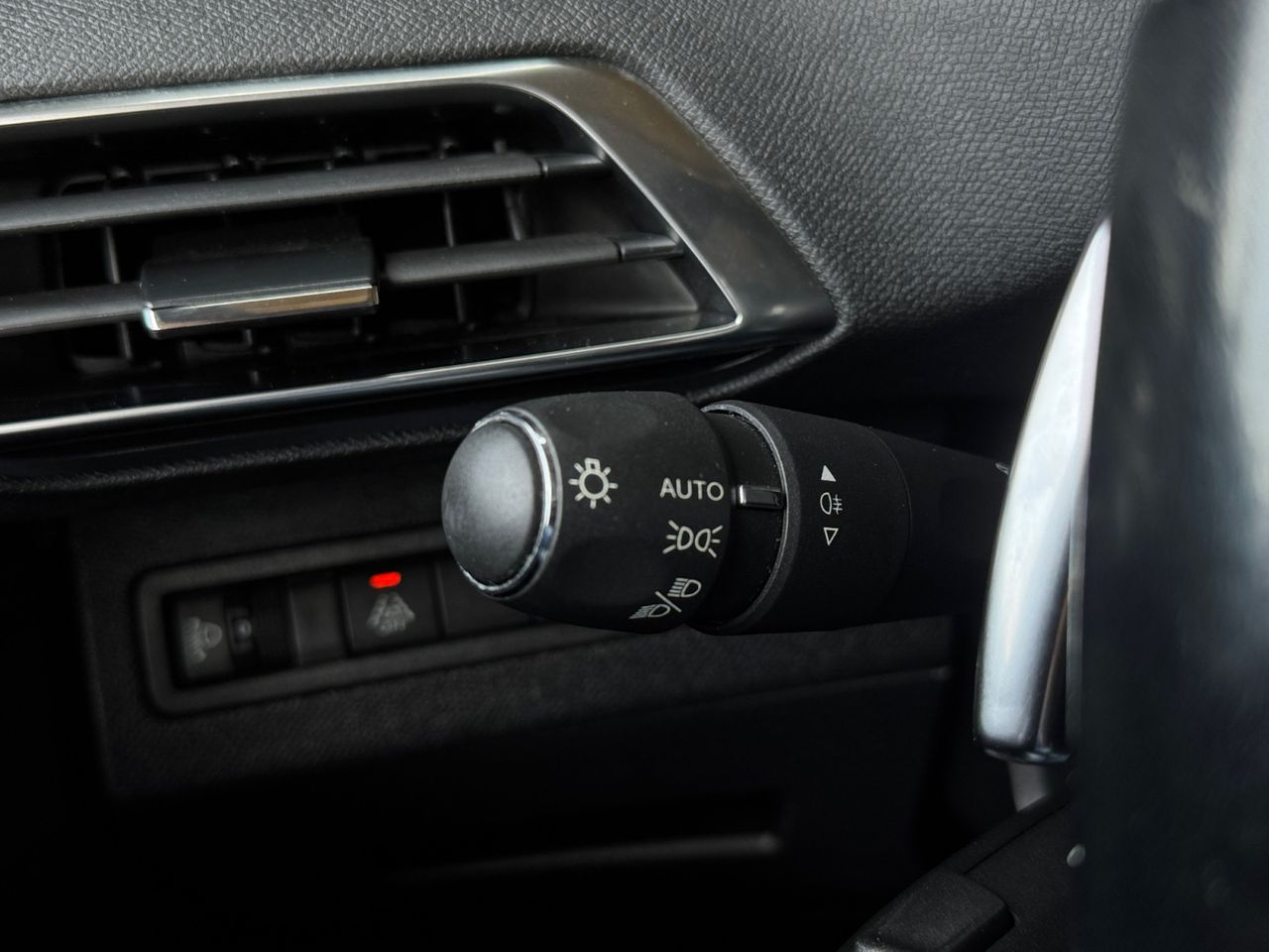 Peugeot 3008 Hybrid ALLURE PACK HYBRID 225 e EAT8 - Foto 2