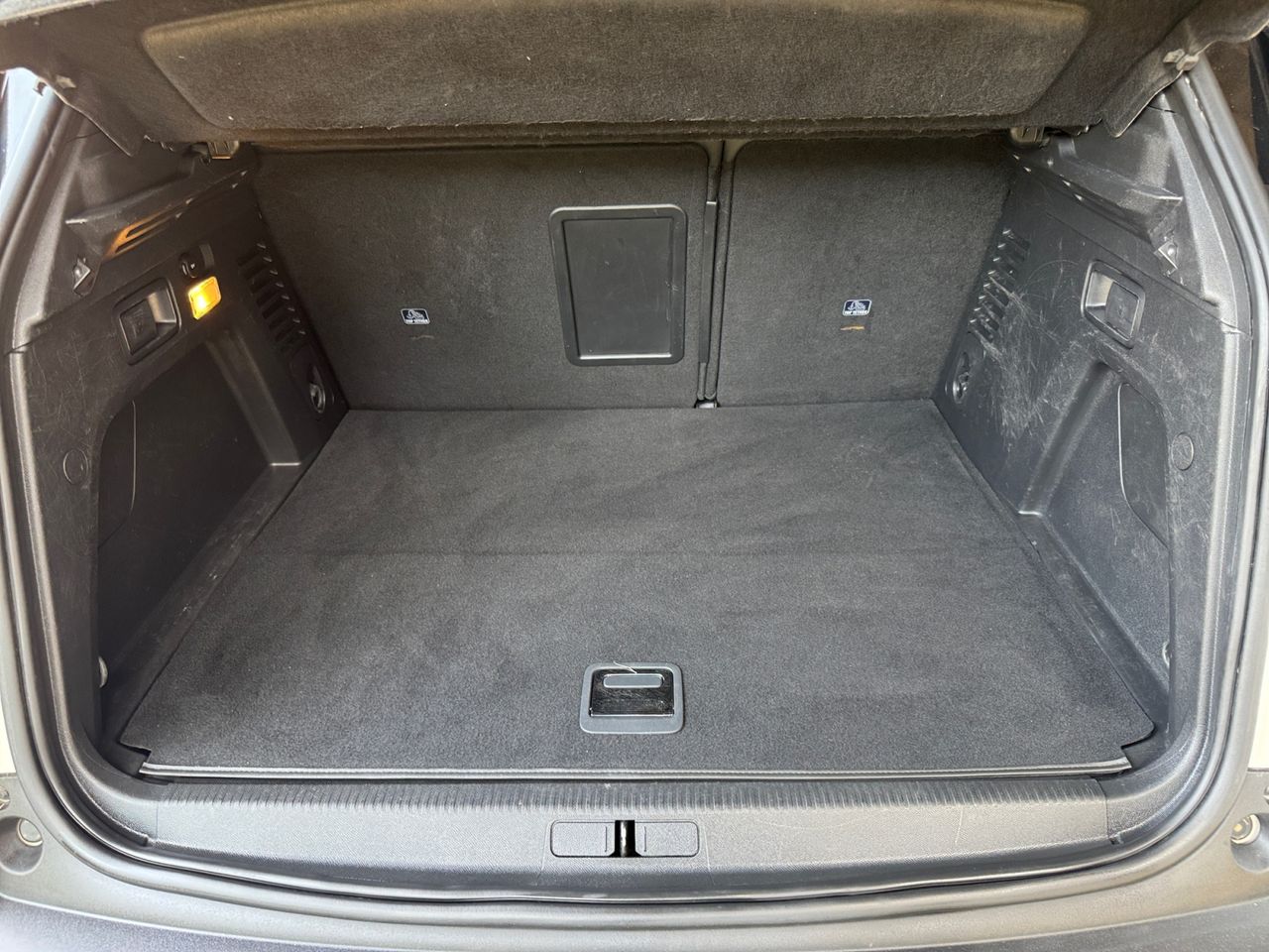 Peugeot 3008 Hybrid ALLURE PACK HYBRID 225 e EAT8 - Foto 2