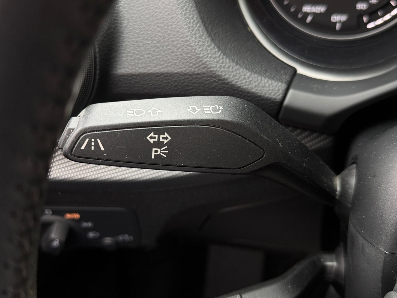 Audi Q2 Q2 design edition 30 TDI - Foto 2