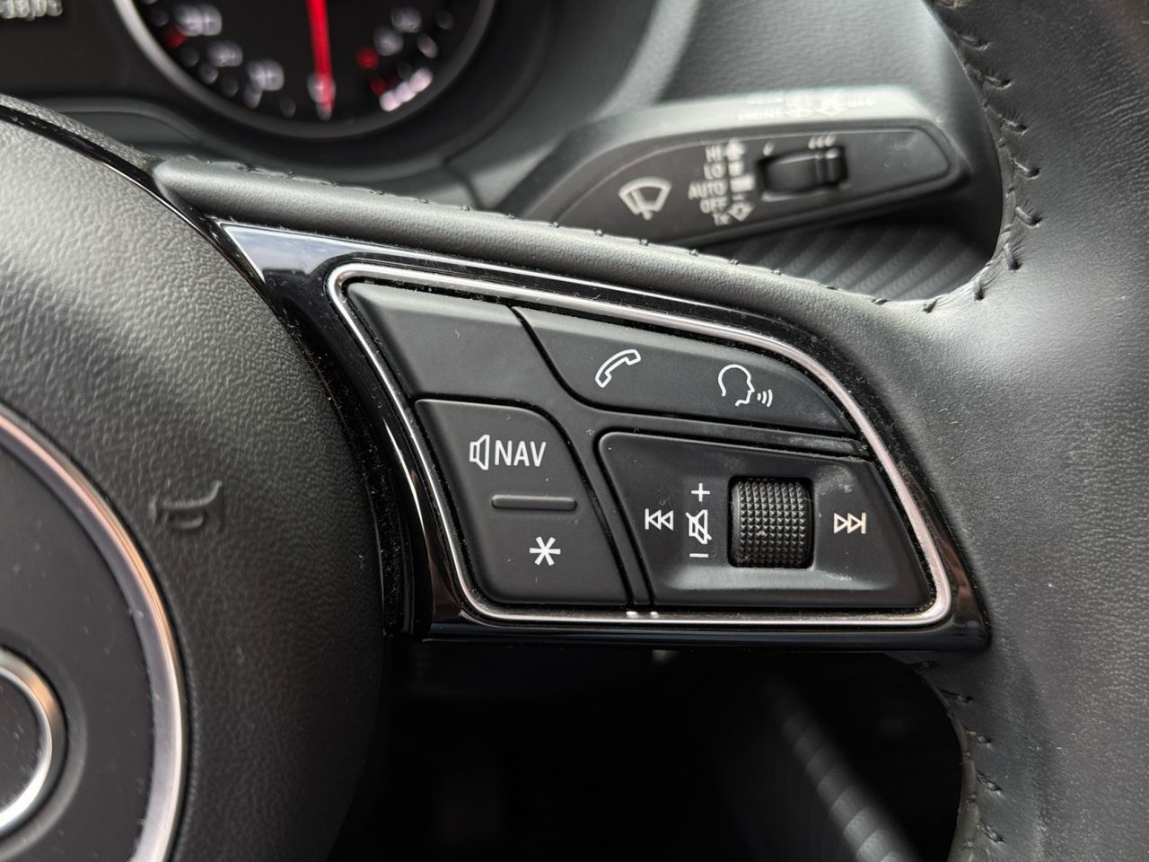 Audi Q2 Q2 design edition 30 TDI - Foto 2