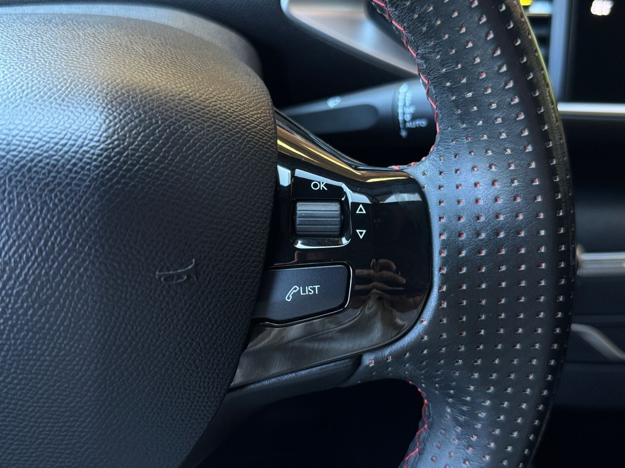 Peugeot 308 GT PACK PURE TECH 130 CV - Foto 2