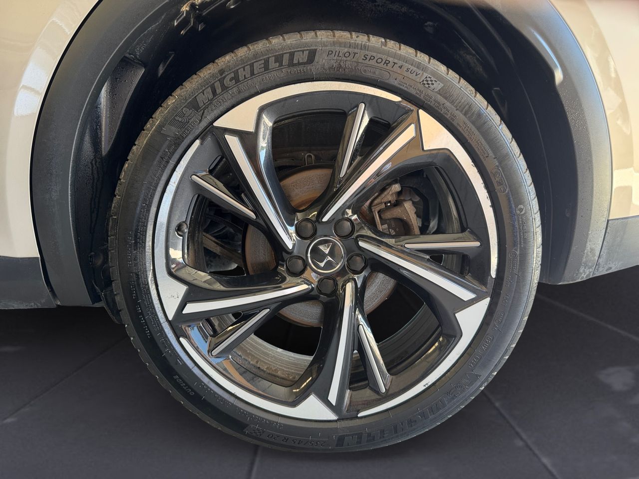DS DS 7 Crossback E TENSE 300 4X4 LOUVRE - Foto 2
