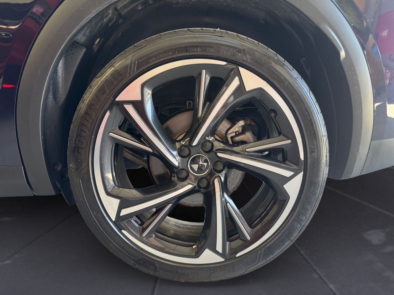 DS DS 7 Crossback E TENSE 300 4X4 LOUVRE - Foto 2
