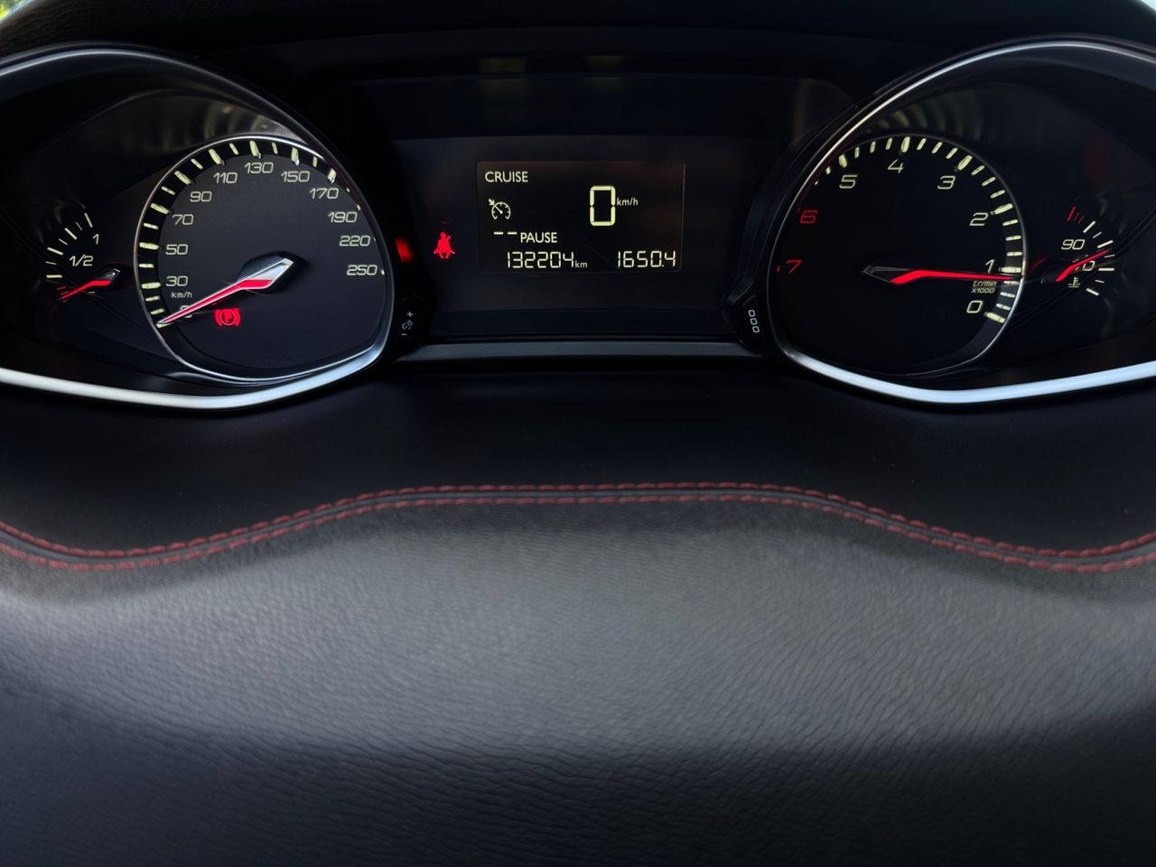 Peugeot 308 GT LINE PURE TECH  130 CV - Foto 2