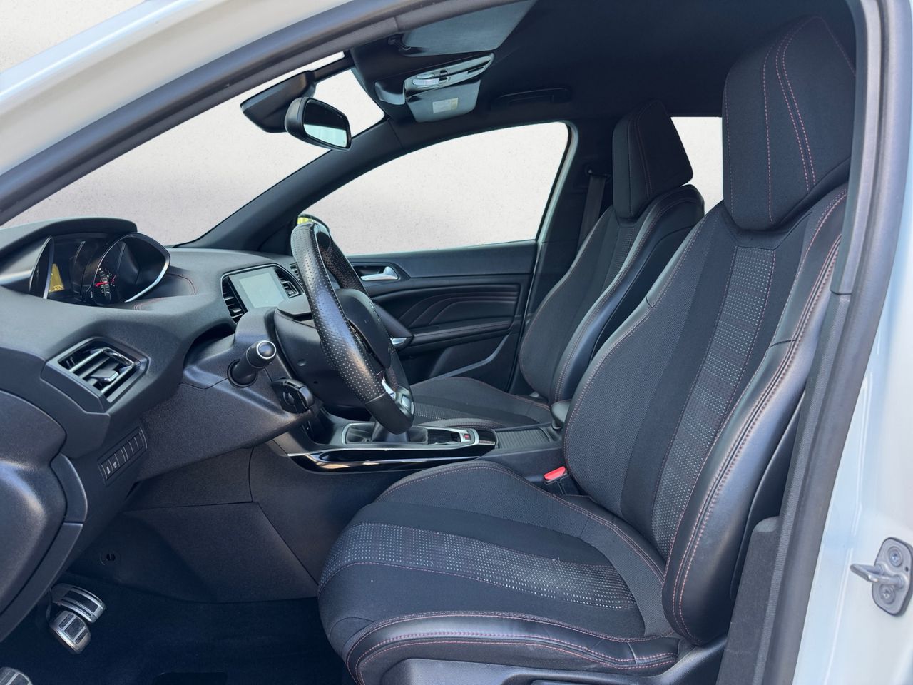 Peugeot 308 GT LINE PURE TECH  130 CV - Foto 2