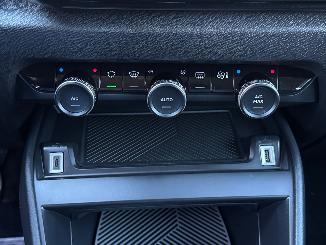 Citroën C4 PURE TECH 130 CV FEEL PACK - Foto 2