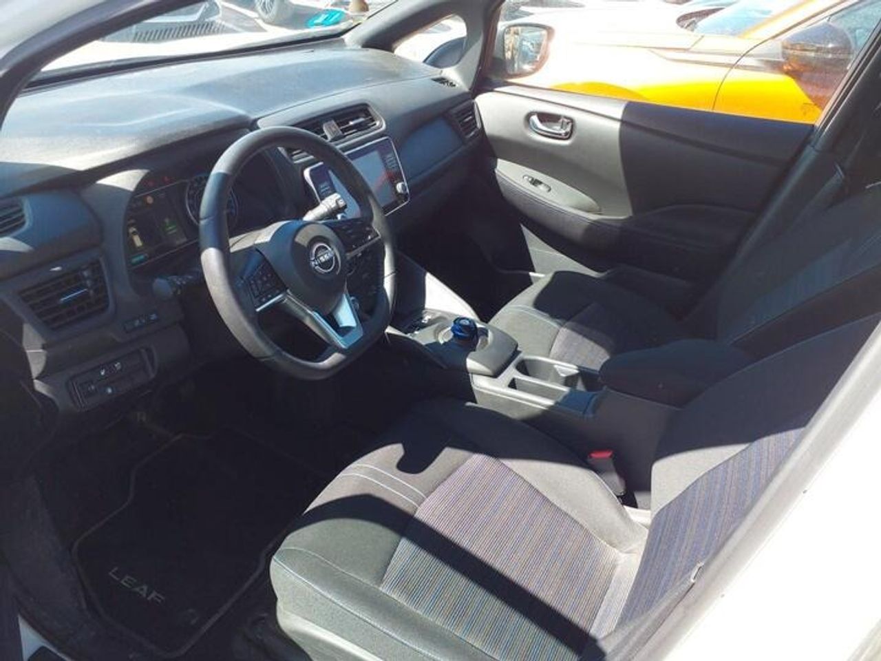 Nissan Leaf 40 KW ACENTA - Foto 2