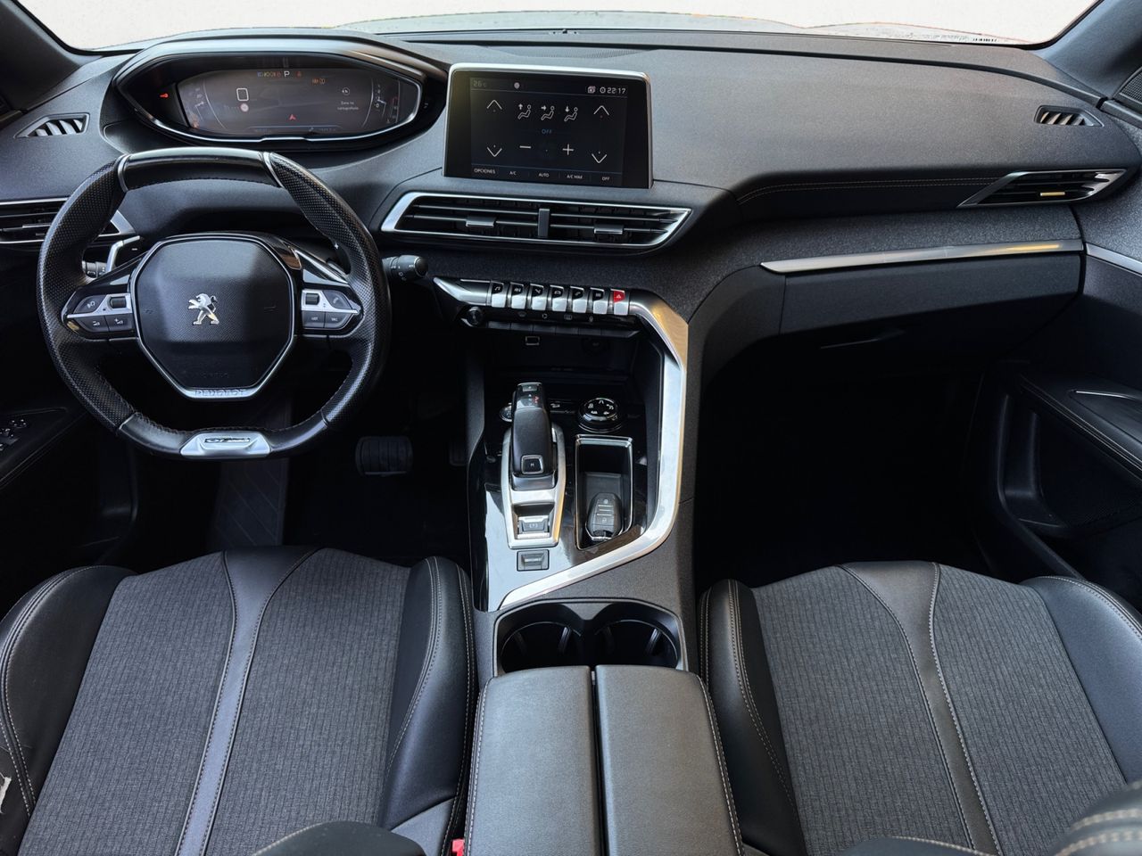 Peugeot 3008 GT LINE BLUE HDI 130 CV EAT8 - Foto 2