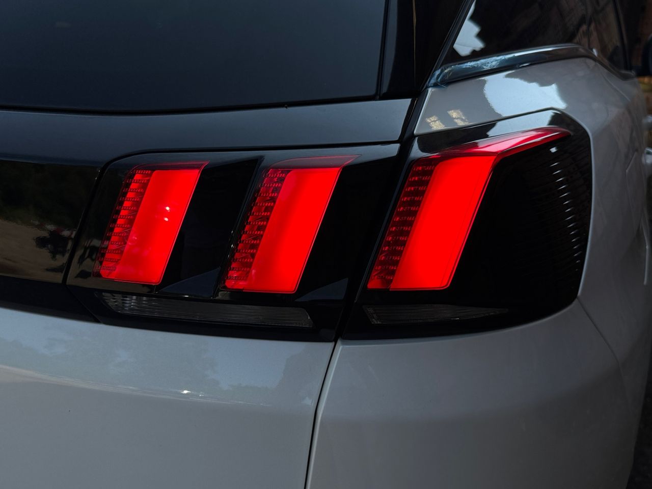 Peugeot 3008 GT LINE BLUE HDI 130 CV EAT8 - Foto 2