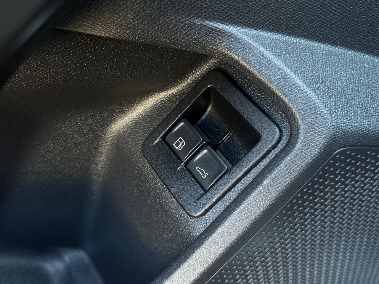Cupra Formentor 1.4 e HYBRID 180 KW 245 CV VZ DSG - Foto 2