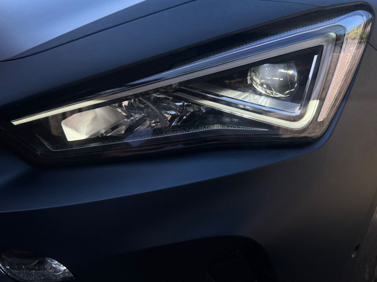 Cupra Formentor 1.4 e HYBRID 180 KW 245 CV VZ DSG - Foto 2