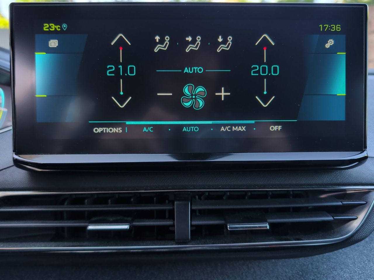 Peugeot 3008 Hybrid ALLURE PACK HYBRID 225 e EAT8 - Foto 2
