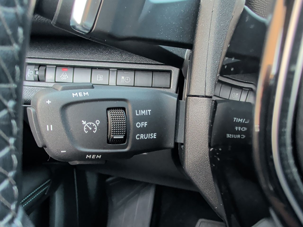 Peugeot 3008 Hybrid ALLURE PACK HYBRID 225 e EAT8 - Foto 2