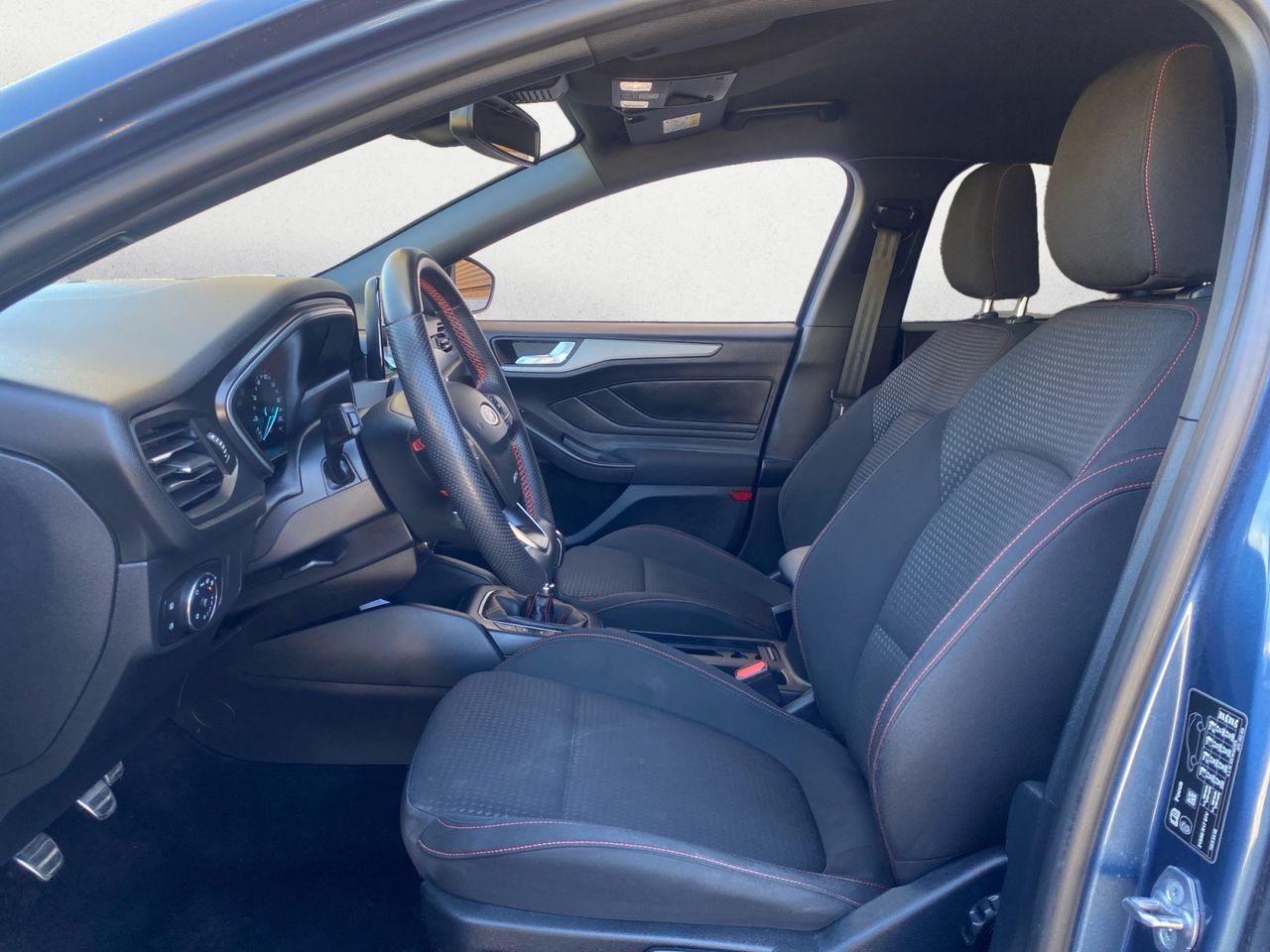 Ford Focus 1.0 ECOBOOST MHEV 92 KW ST LINE - Foto 2