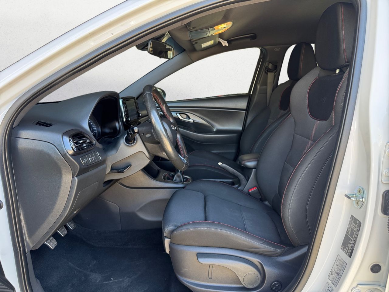 Hyundai i30 1.0 TGDI N LINE 30 ANIVERSARIO 120 CV - Foto 2