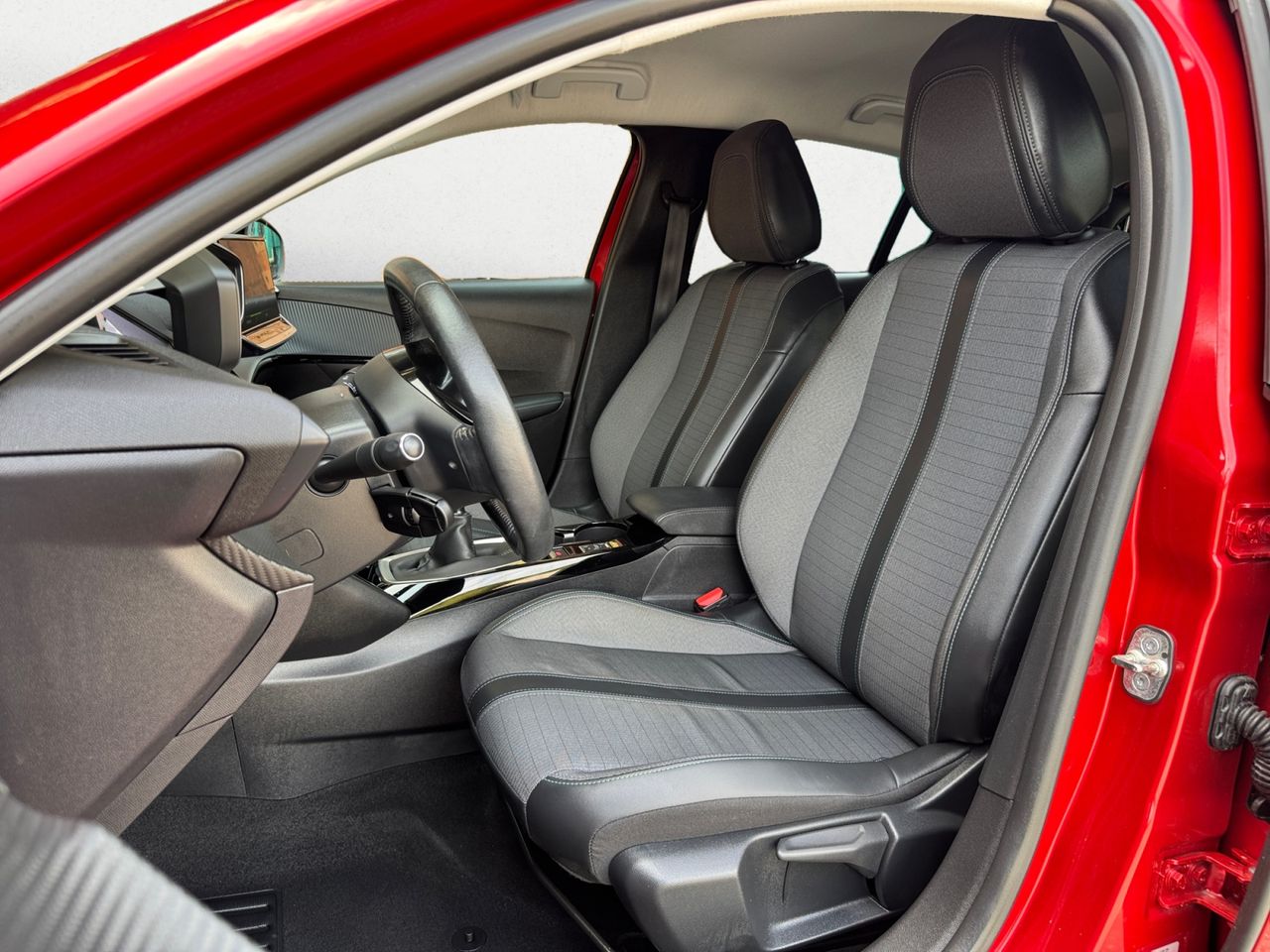Peugeot 208 ALLURE PACK PURE TECH 100 CV - Foto 2