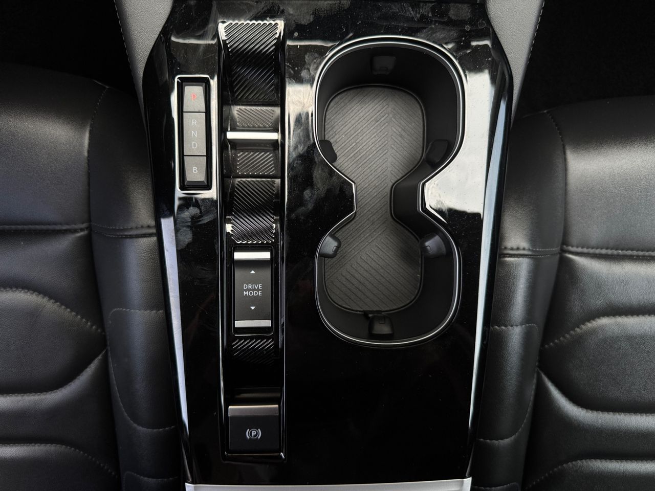 Citroën C5 X PLUG IN HYBRID 180 SHINE - Foto 2