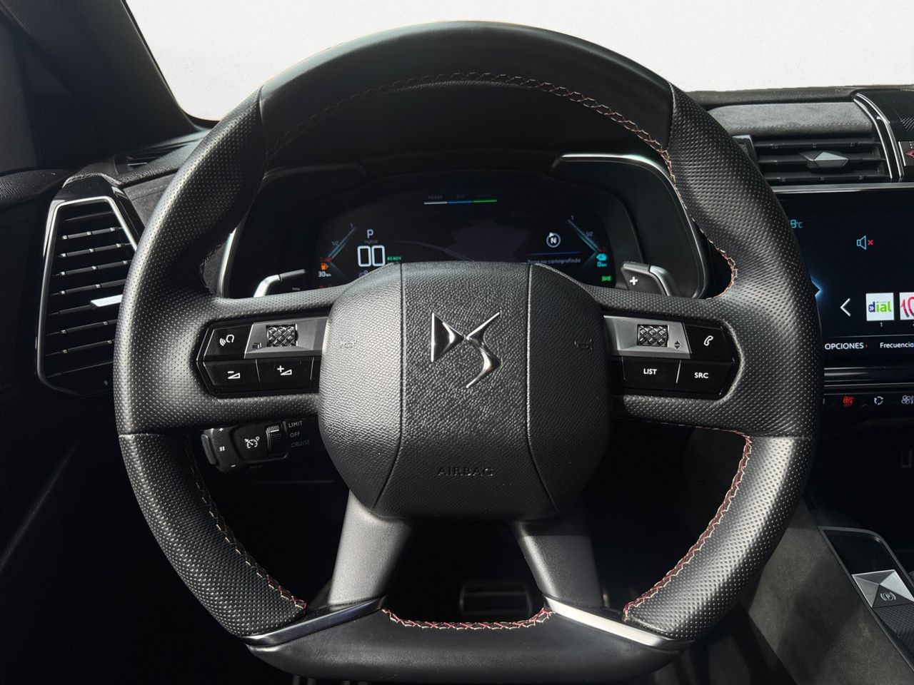 DS DS 7 Crossback E TENSE 4X4 PERFORMANCE LINE - Foto 2
