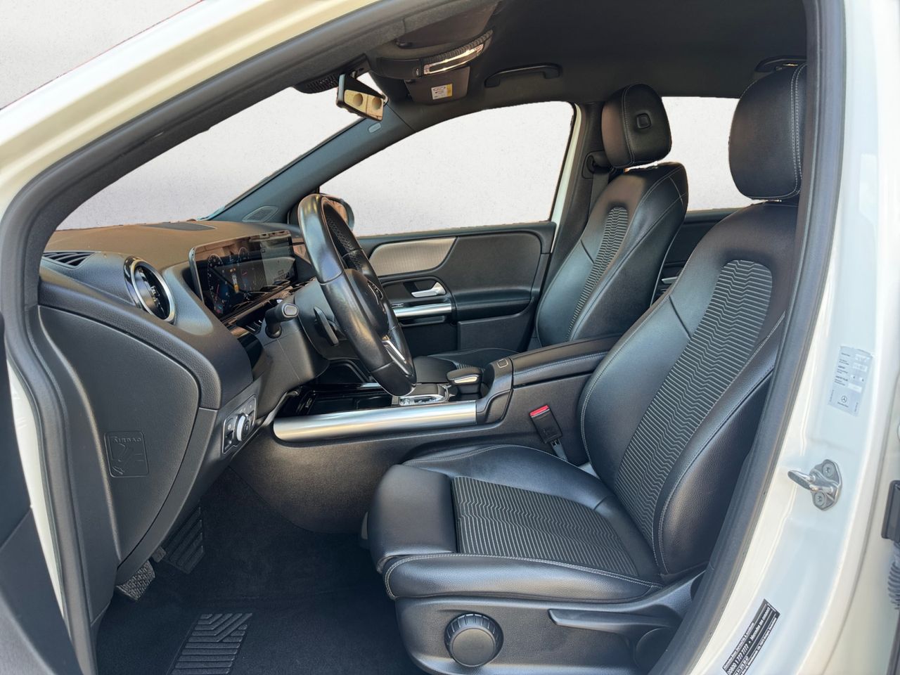 Mercedes Clase B 180 D AUT ADVANTAGE - Foto 2