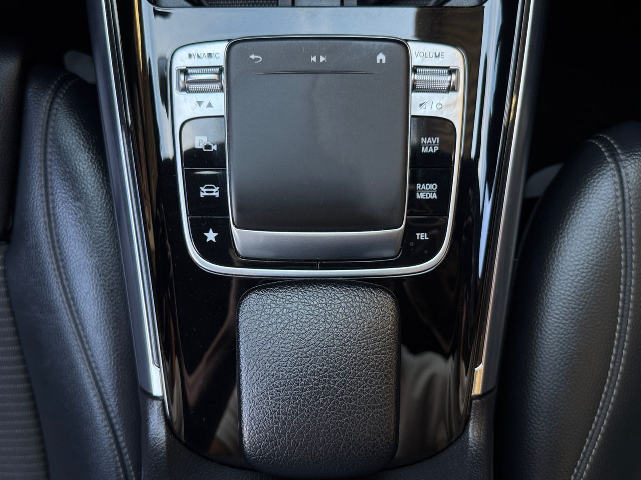 Mercedes Clase B 180 D AUT ADVANTAGE - Foto 2
