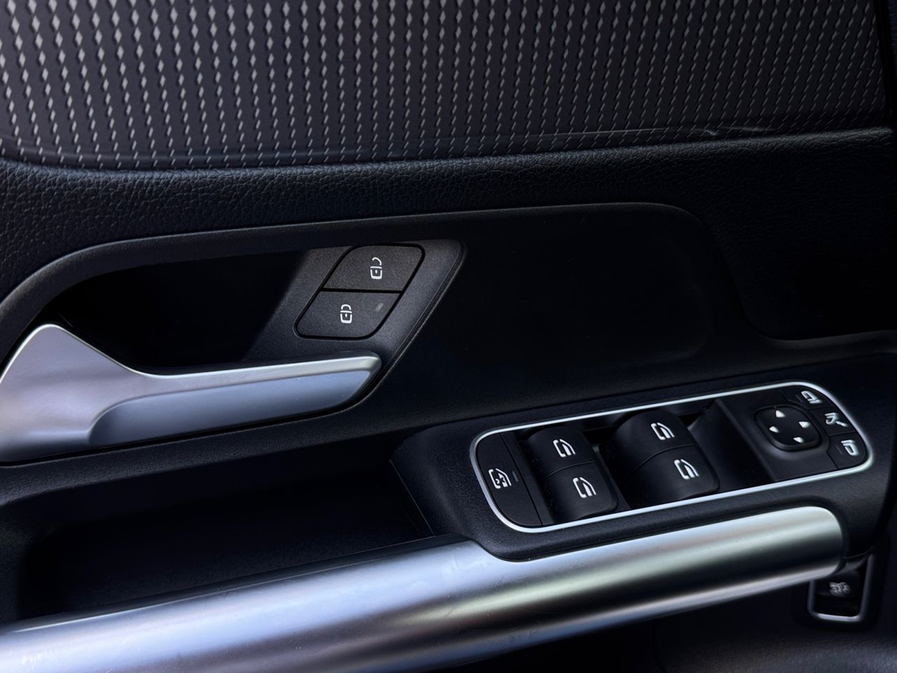 Mercedes Clase B 180 D AUT ADVANTAGE - Foto 2
