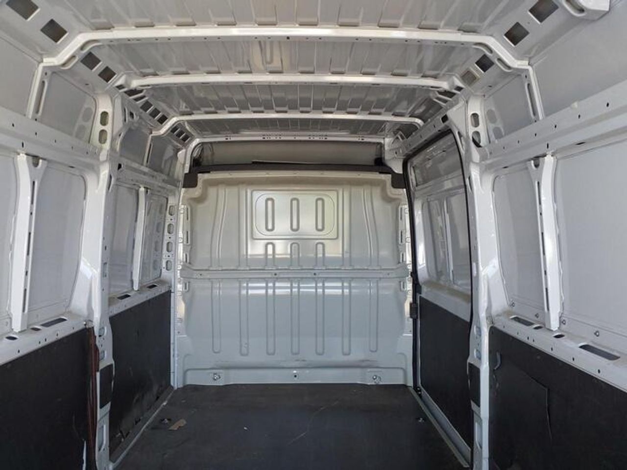 Peugeot Boxer FG 335 L3 H2 BLUE HDI 140 CV - Foto 2