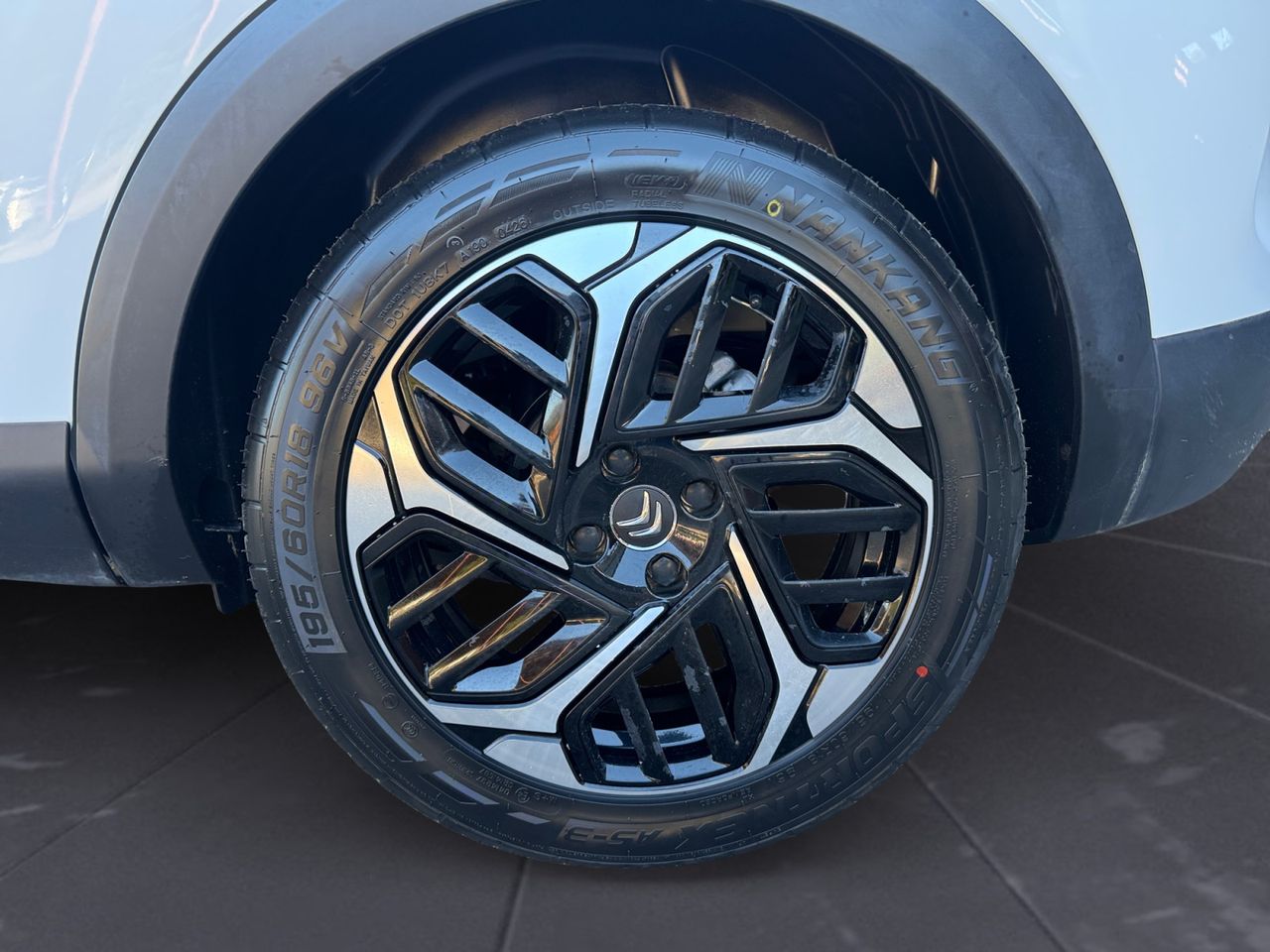 Citroën C4 BLUE HDI 110 CV FEEL PACK - Foto 2