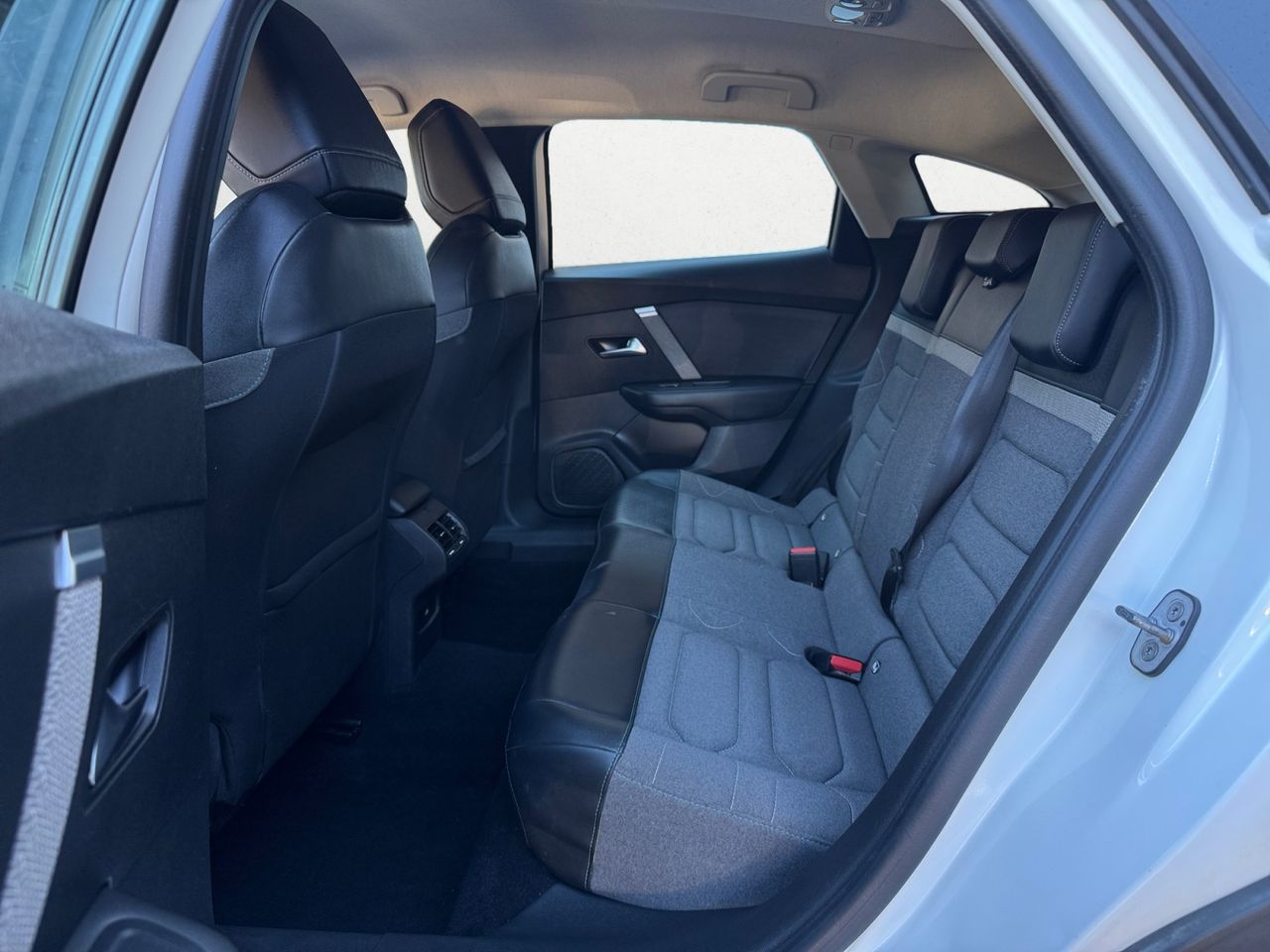 Citroën C4 BLUE HDI 110 CV FEEL PACK - Foto 2