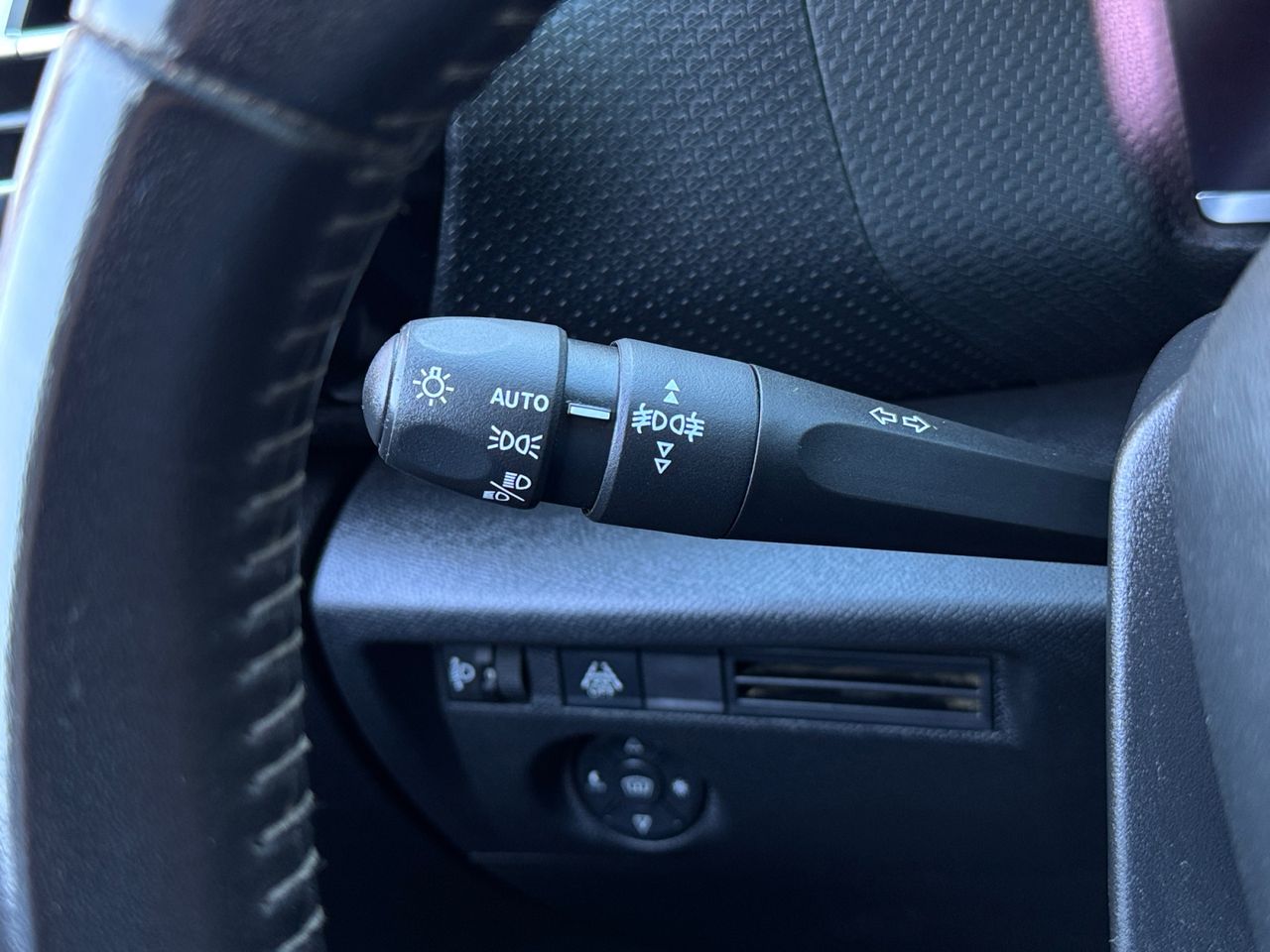 Citroën C4 BLUE HDI 110 CV FEEL PACK - Foto 2