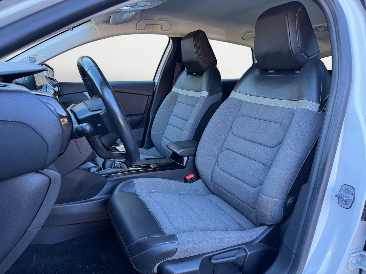 Citroën C4 BLUE HDI 110 CV FEEL PACK - Foto 2
