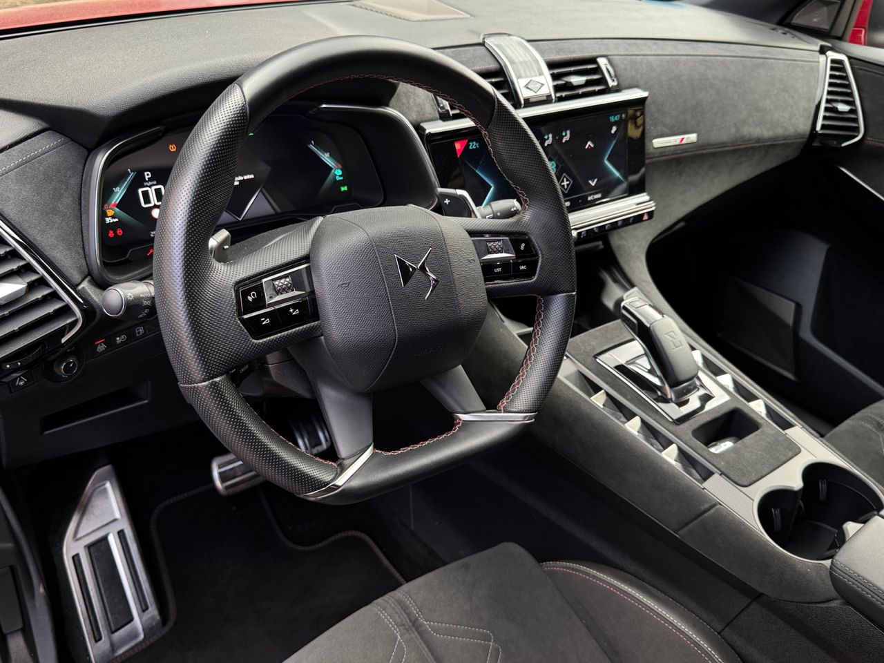 DS DS 7 Crossback E TENSE 4X4 PERFORMANCE LINE - Foto 2