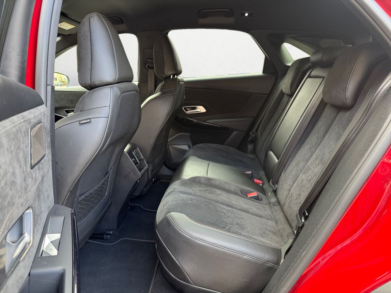 DS DS 7 Crossback E TENSE 4X4 PERFORMANCE LINE - Foto 2