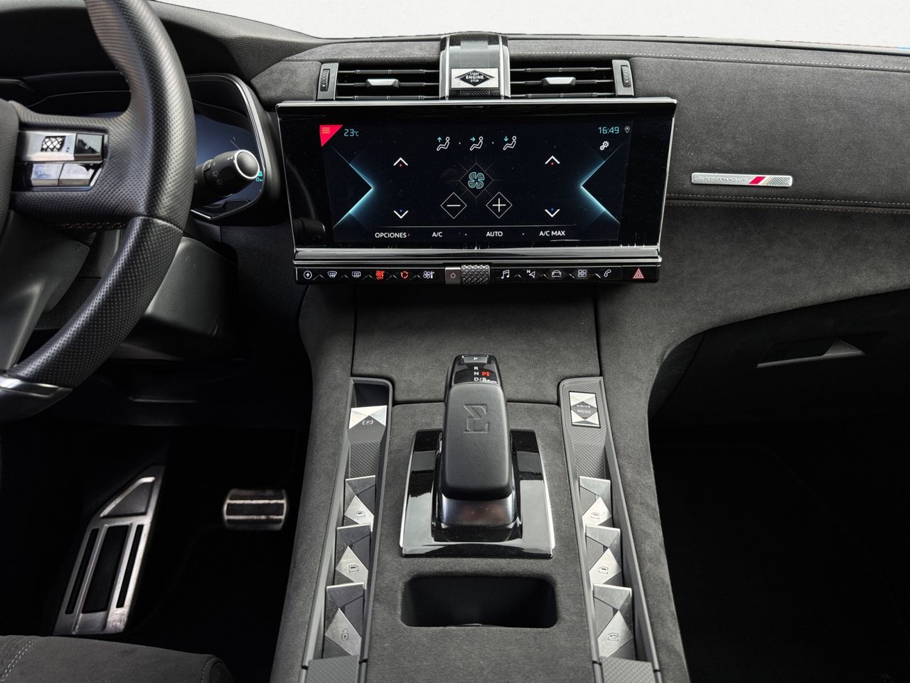 DS DS 7 Crossback E TENSE 4X4 PERFORMANCE LINE - Foto 2