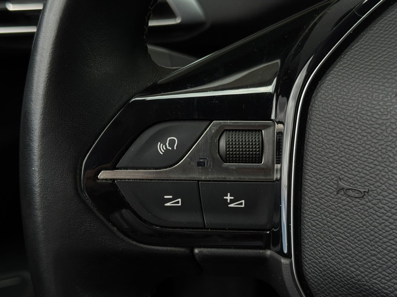 Peugeot 5008 ALLURE PACK PURE TECH 130 CV - Foto 2