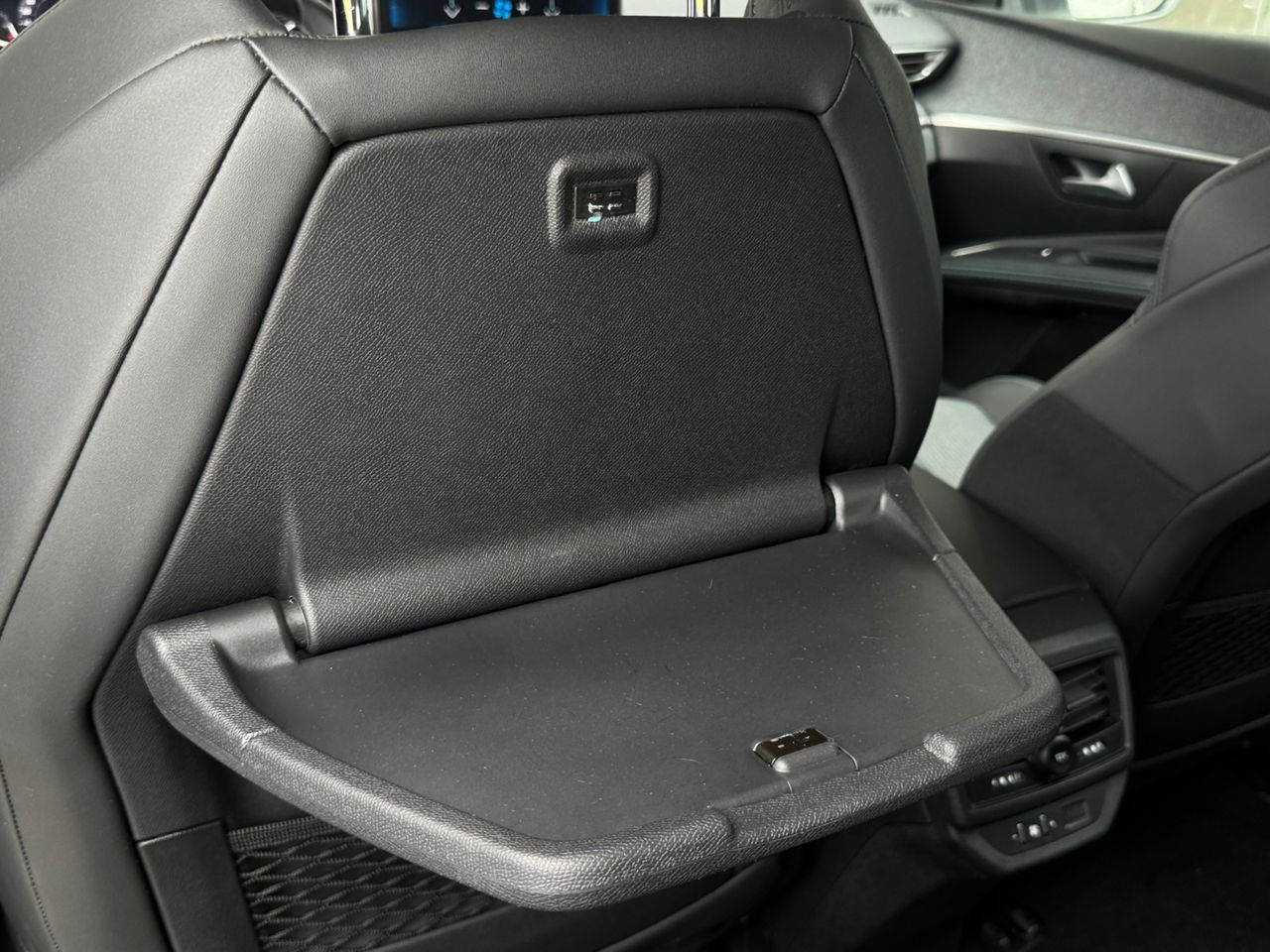 Peugeot 5008 ALLURE PACK PURE TECH 130 CV - Foto 2