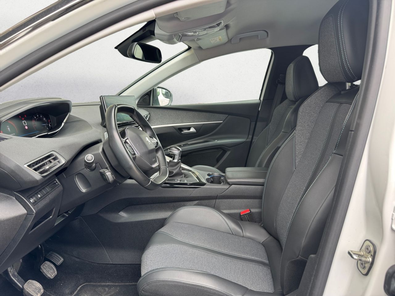 Peugeot 5008 ALLURE PACK PURE TECH 130 CV - Foto 2