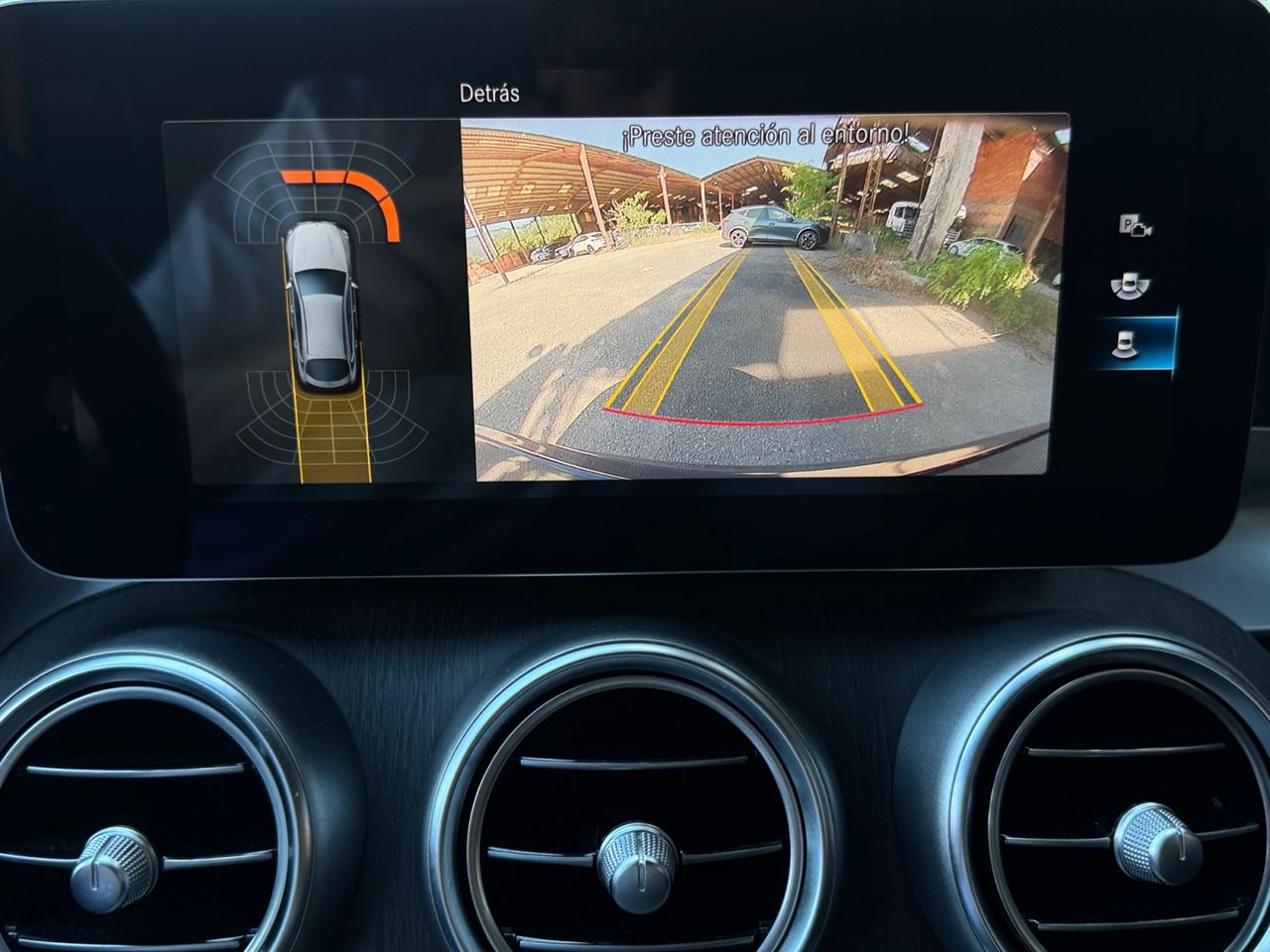 Mercedes Clase GLC 220 D 4 MATIC - Foto 2