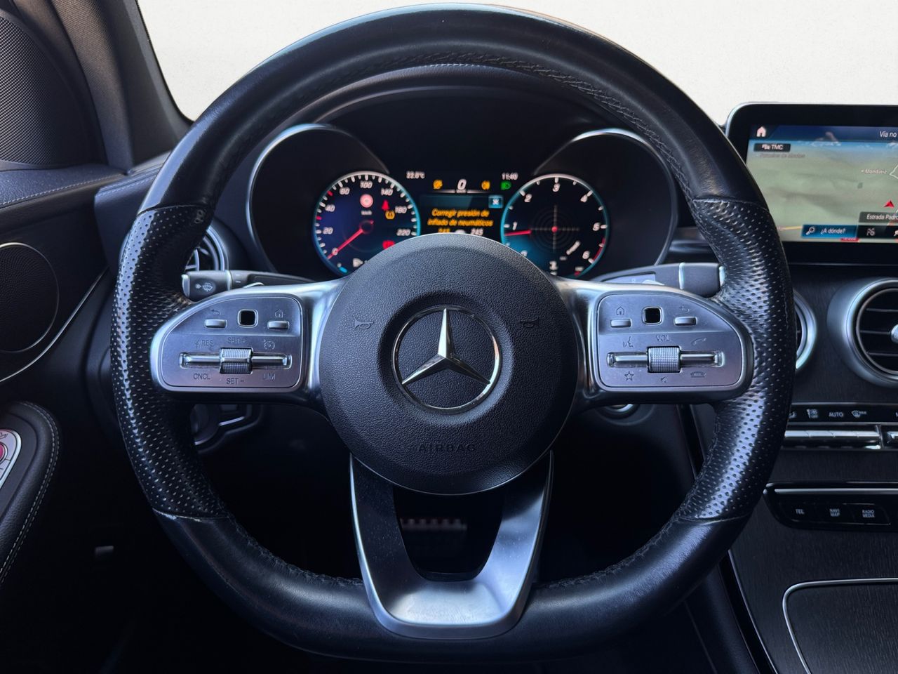 Mercedes Clase GLC 220 D 4 MATIC - Foto 2