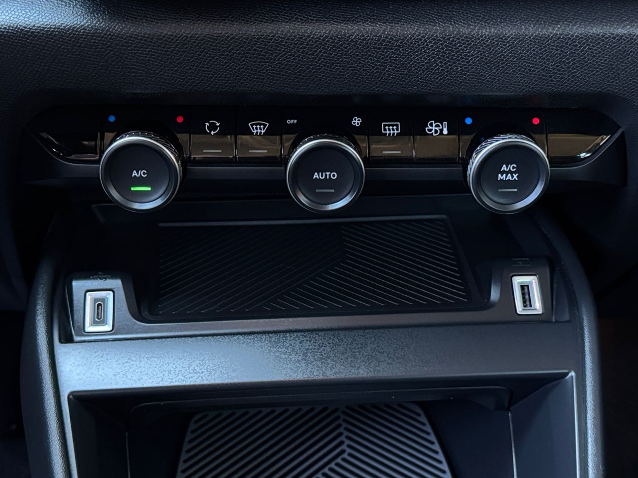Citroën C4 BLUE HDI 110 CV FEEL PACK - Foto 2
