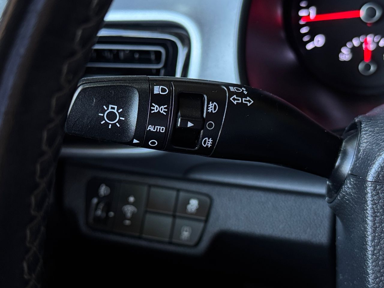 Kia Stonic 1.0 TGDI CONCEPT - Foto 2