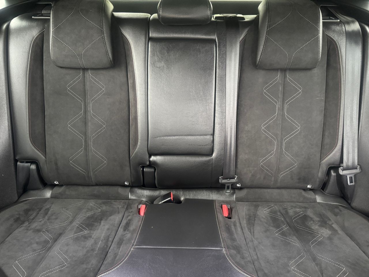 DS DS 7 Crossback E TENSE 225 PERFORMACE LINE - Foto 2