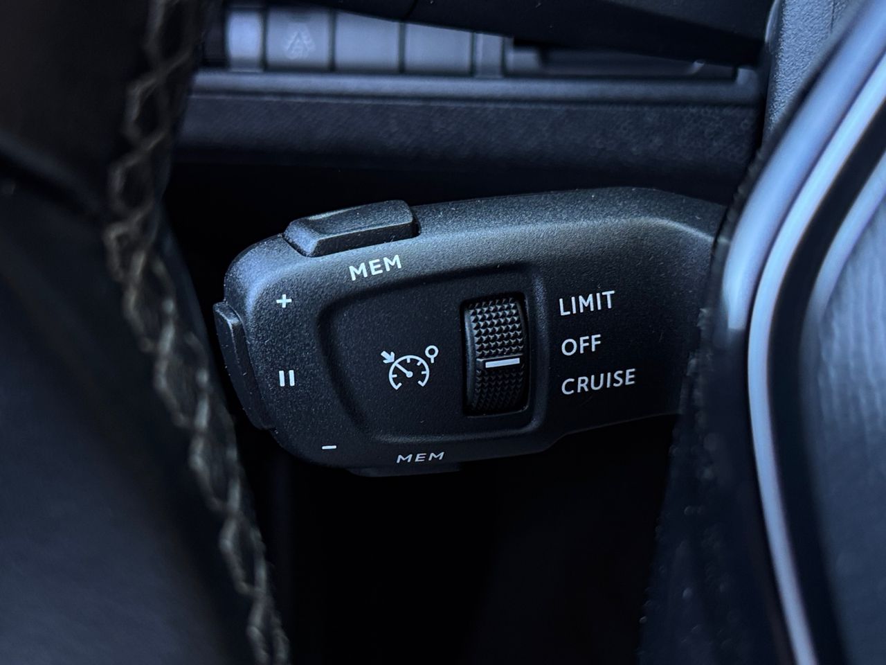 Peugeot 3008 ALLURE PACK BLUE HDI 130 CV - Foto 2