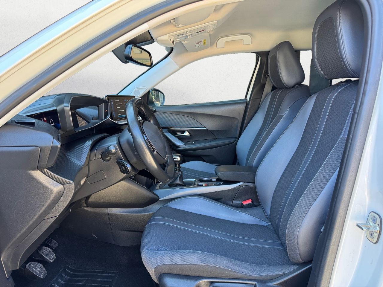 Peugeot 2008 ALLURE BLUE HDI 100 CV - Foto 2