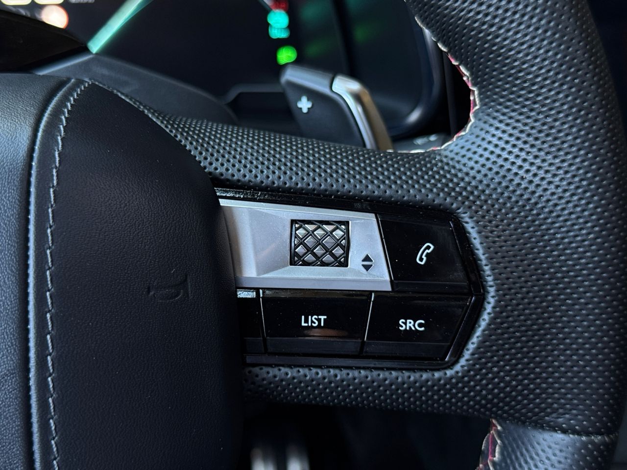 DS DS 7 Crossback E TENSE 225 PERFORMANCE LINE - Foto 2