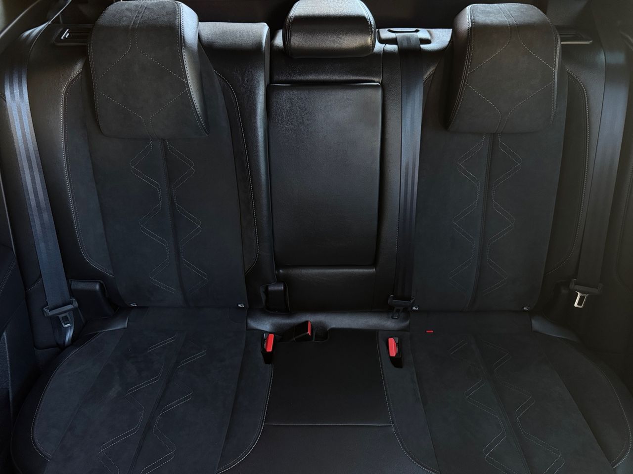 DS DS 7 Crossback E TENSE 225 PERFORMANCE LINE - Foto 2
