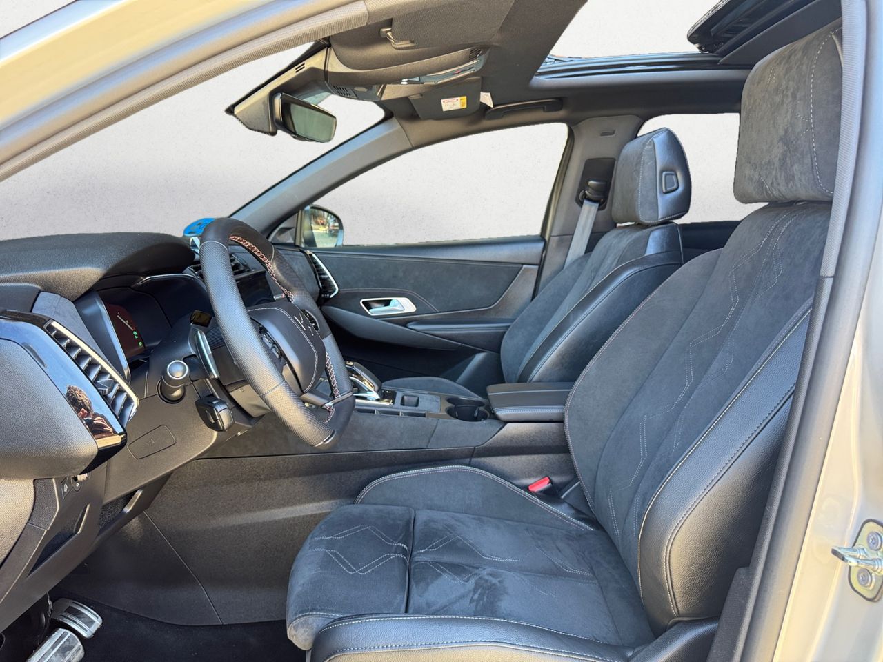 DS DS 7 Crossback E TENSE 225 PERFORMANCE LINE - Foto 2
