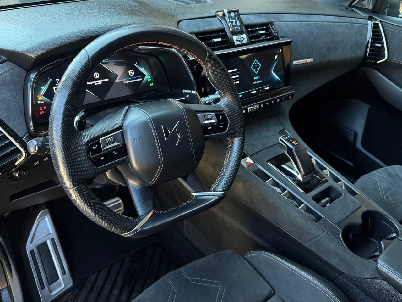 DS DS 7 Crossback E TENSE 225 PERFORMANCE LINE - Foto 2