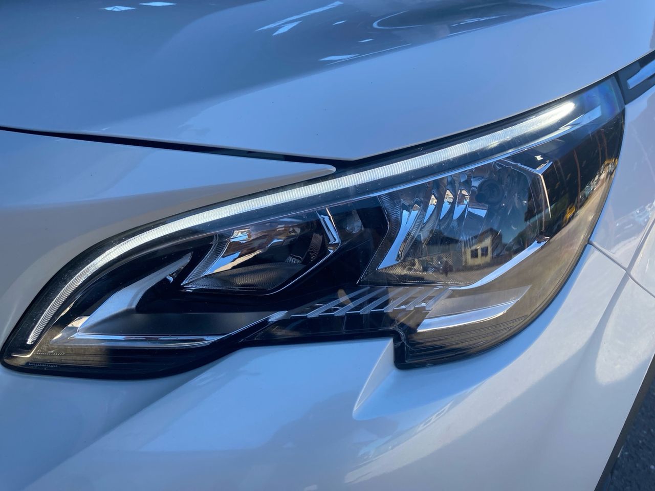 Peugeot 3008 ALLURE BLUE HDI 130 CV EAT8 - Foto 2