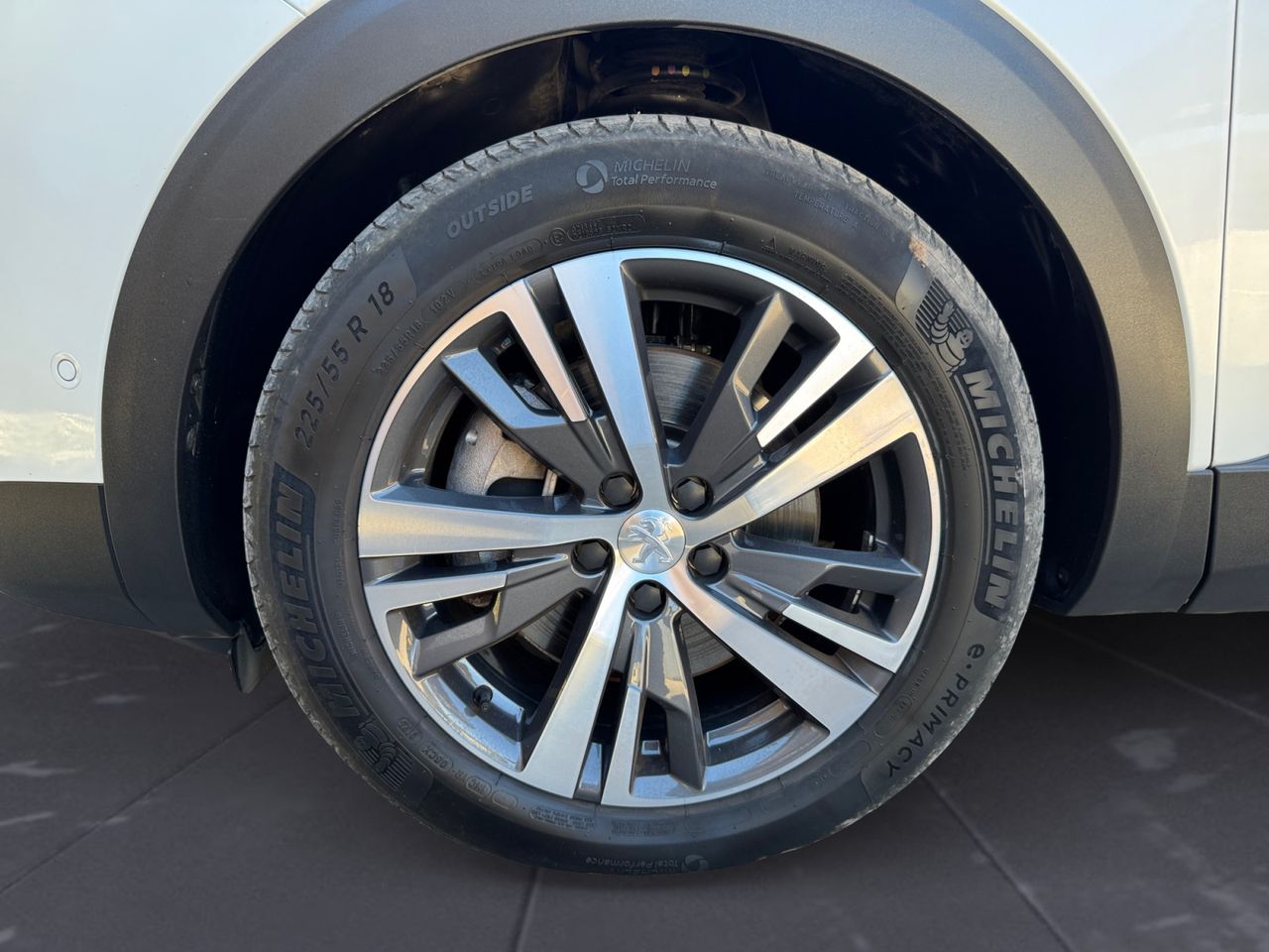 Peugeot 3008 Hybrid ALLURE PACK HYBRID 225 e EAT8 - Foto 2